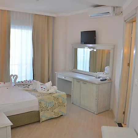 Dickman Elite Готель Сіде