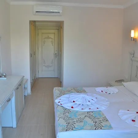 Dickman Elite 3* Side