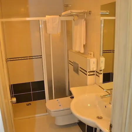 Dickman Elite מלון סייד