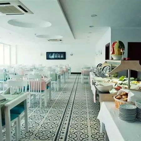 Dickman Elite 3* Side